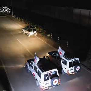 الصليب الأحمر ينقل الأسرى الإسرائيليين إلى معبر رفح