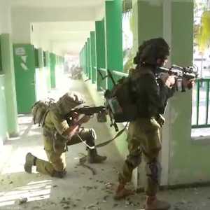 قطاع غزة يشهد معارك على الأرض بين جنود إسرائيليين وحماس