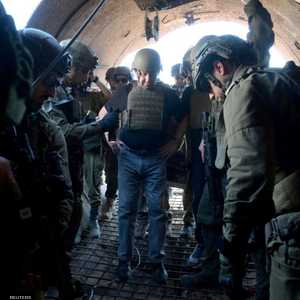 نتنياهو مع جنود إسرائيليين في غزة