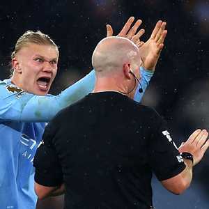 هالاند في حالة غضب عارم بعد قرار الحكم هوبر