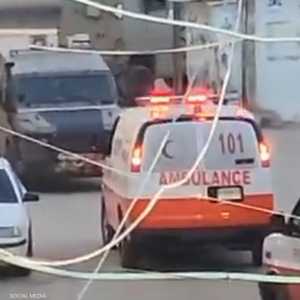 اعتراض قوات إسرائيلية لسيارات إسعاف