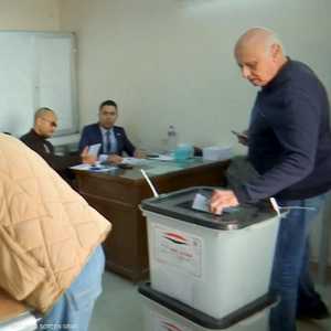 فتح صناديق الاقتراع في الانتخابات الرئاسية المصرية