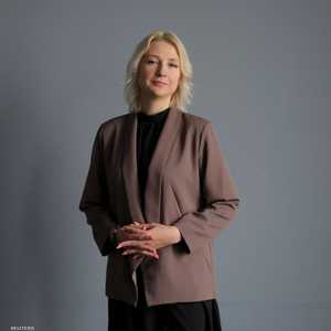 أولويات دونتسوفا تختلف تماما عن بوتين