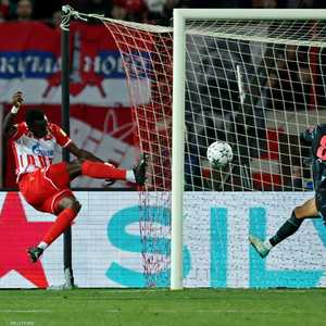 شريف ندياي يسدد على مرمى سيتي