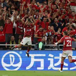 الشحات يحتفل بالهدف الذي أحرزه في مرمى الاتحاد