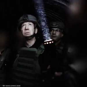 وزير الدفاع الإسرائيلي داخل النفق المكتشف