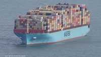 شركات نقل بريطانية تعلق عملياتها في البحر الأحمر