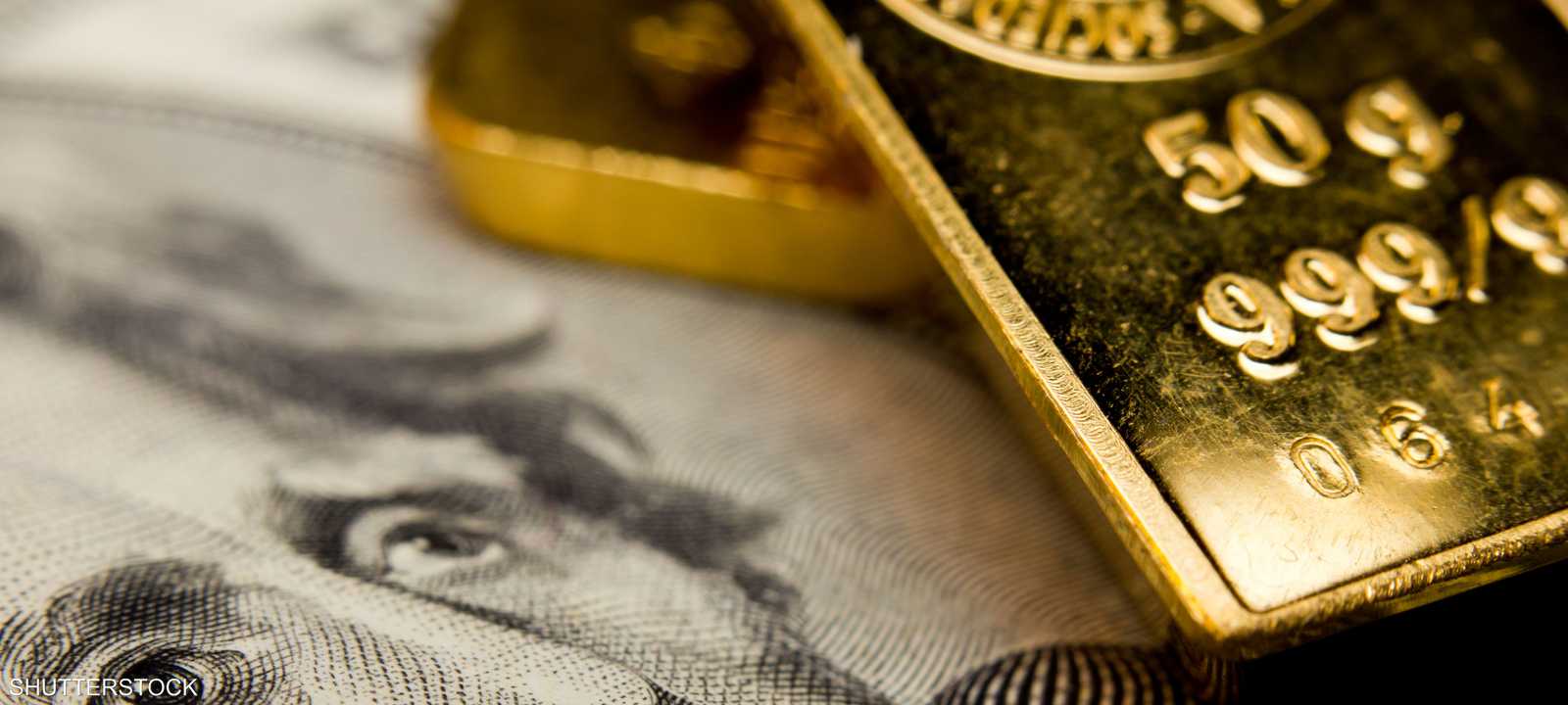 الدولار الضعيف يزيد من لمعان الذهب