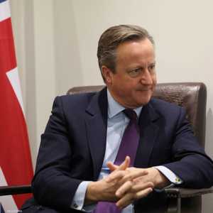 كاميرون يتعهد بتعزيز إجراءات الردع ضد طهران