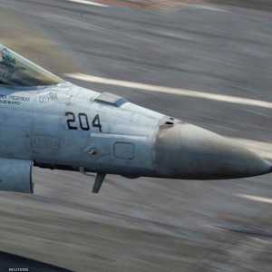 مقاتلة أميركية على حاملة طائرات.. أرشيفية