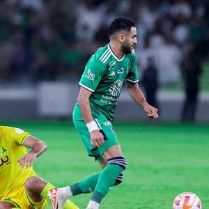 بلماضي استدعى محرز للمشاركة في البطولة