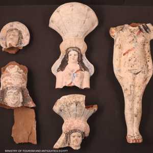 العثور لأول مرة بمنطقة البهنسا علي تماثيل التراكوتا