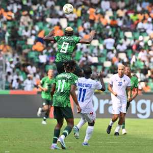 أوسيمين سجل هدف نيجيريا الوحيد