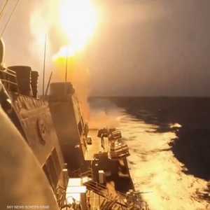 الدعم الإيراني للحوثيين يرفع منسوب التوترات في البحر الأحمر