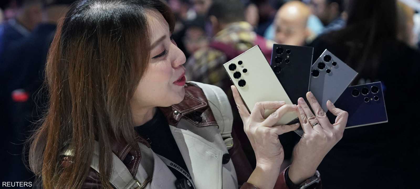 سامسونغ تزود أحدث هواتفها الذكية "إس 24" بالذكاء الاصطناعي
