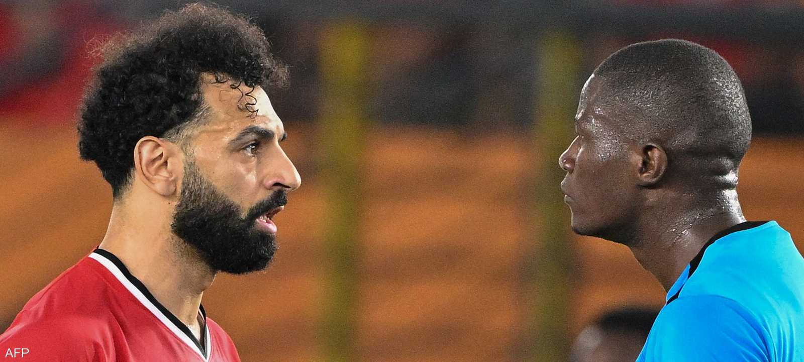 خرج محمد صلاح من المباراة مصابا