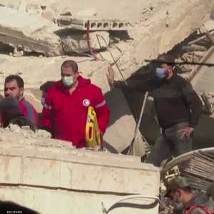 آثار الدمار جراء القصف الصاروخي على المزة في دمشق
