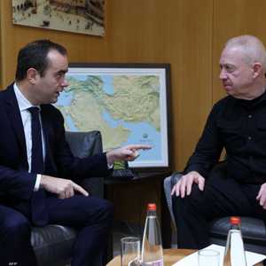 وزير الدفاع الإسرائيلي يلتقي نظيره الفرنسي