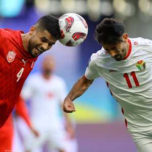 جانب من مباراة البحرين والأردن التي انتهت بفوز البحرين بهدف