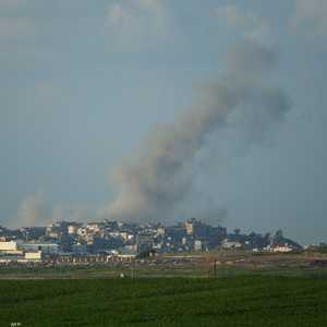 دعا كاميرون إلى "وقف فوري للأعمال العدائية"