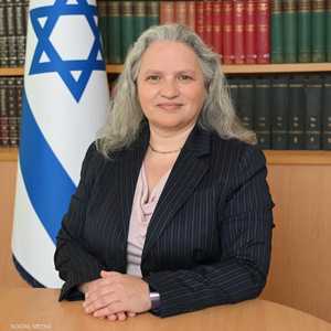 السفيرة الإسرائيلية سيمونا هالبرين