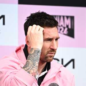 جماهير ميسي غاضبة منه