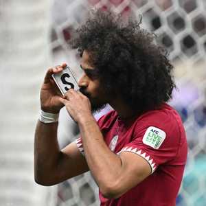 نجم قطر وهداف كأس آسيا لكرة القدم أكرم عفيف