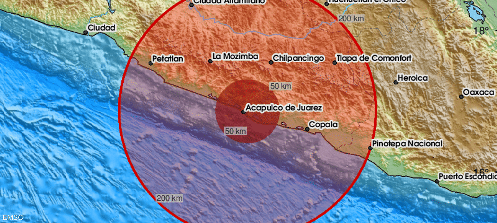 أكابولكو تقع على ساحل المحيط الهادي