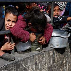 أوضاع مزرية يعيشها سكان القطاع جراء القصف الإسرائيلي العنيف