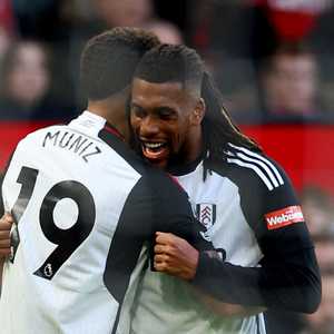 هدف باللحظات الأخيرة منح فولهام فوزا نادرا على أولد ترافورد