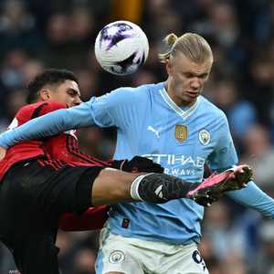 هدف سيتي الثالث حمل توقيع هالاند