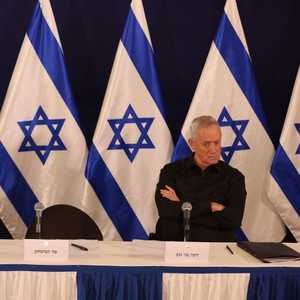 خلاف علني بين غانتس ونتنساهو