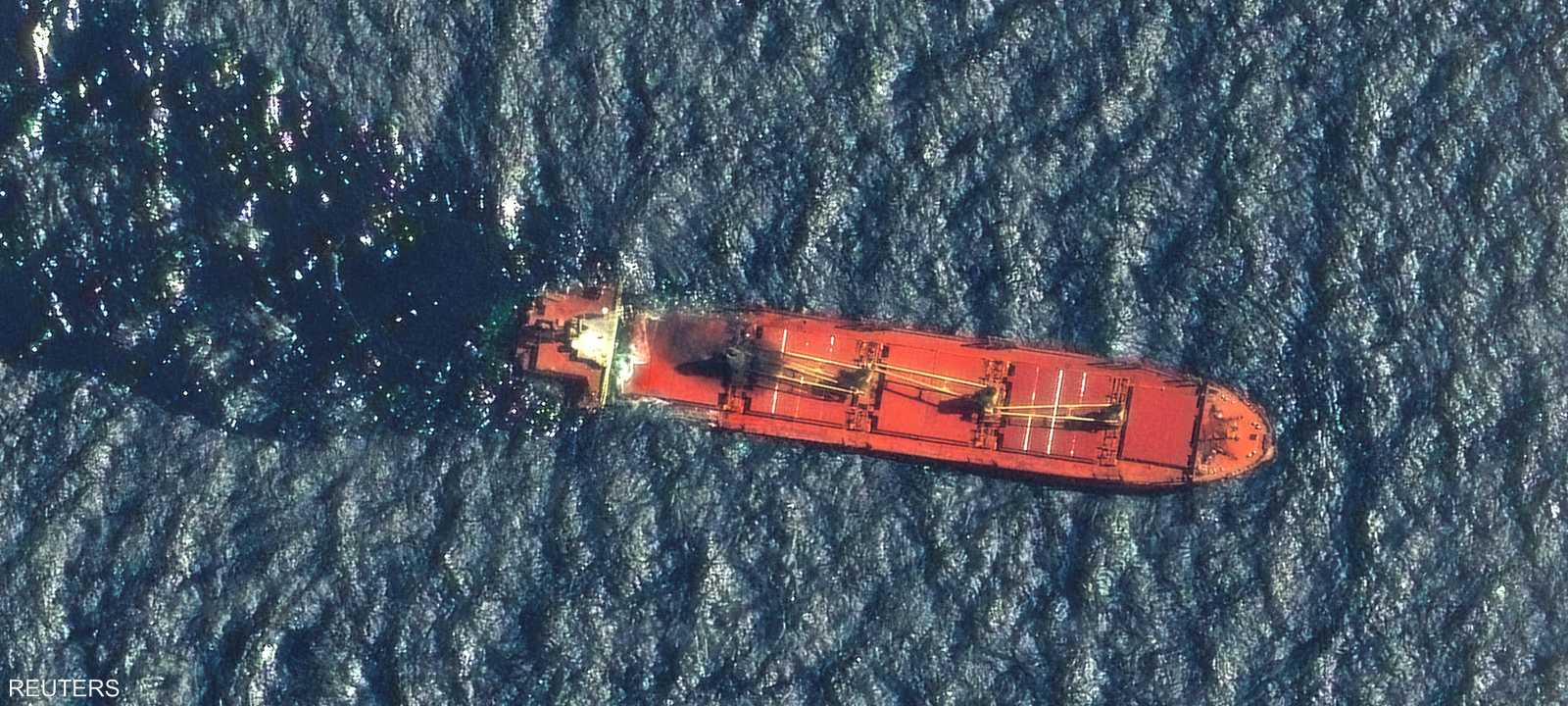 صورة تظهر سفينة الشحن روبيمار قبل غرقها في البحر الأحمر
