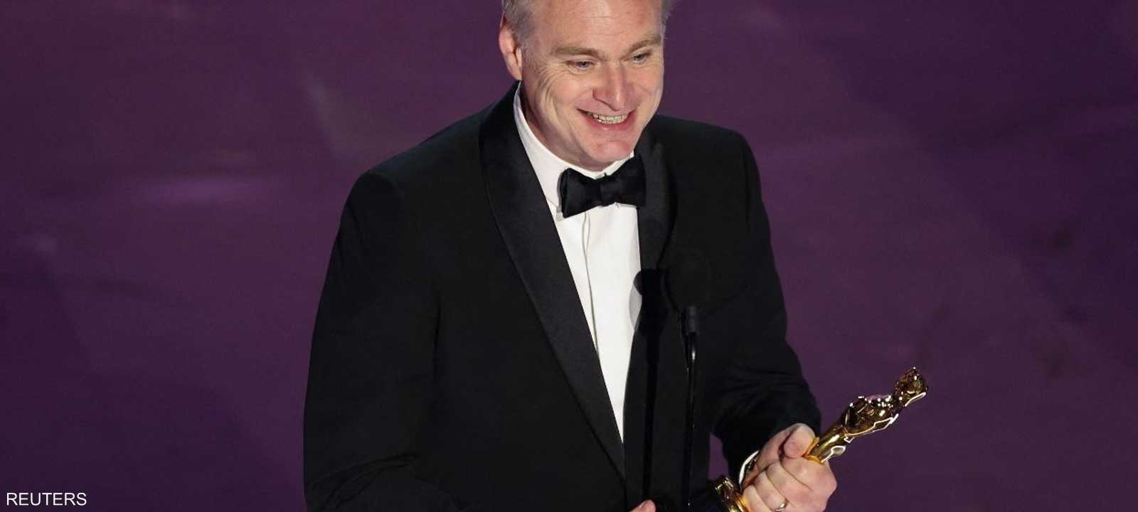 كريستوفر نولان يتسلم أول أوسكار في حياته المهنية