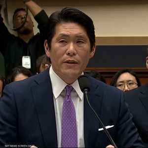 روبرت هور يدافع عن شهادته بأن بايدن لدية ذاكرة ضعيفة