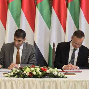 جانب من توقيع الاتفاقية بين الإمارات والمجر