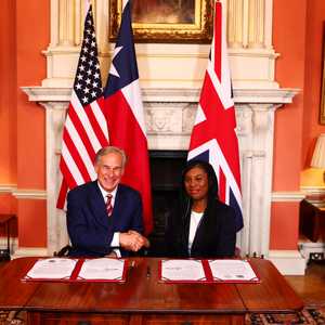 توقيع اتفاق التجارة بين بريطانيا وتكساس