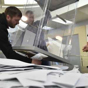فرز الأصوات خلال الانتخابات الرئاسية الروسية
