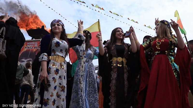 أكراد سوريا يحتفلون بعيد النوروز لتأكيد هويتهم القومية