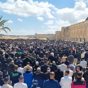 صلاة الجمعة في مسجد الأقصى