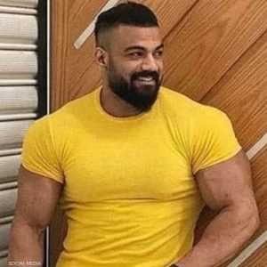 لاعب كمال الأجسام المصري، أيمن مجدي