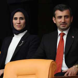 سلجوق بيرقدار وزوجته سمية أردوغان