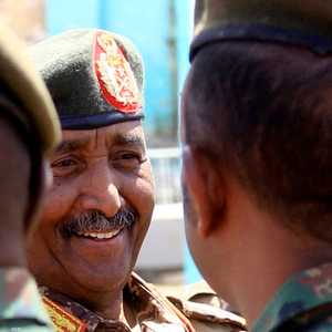 عبدالفتاح البرهان خلال عرض عسكري