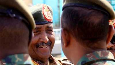 السودان.. لماذا أقال البرهان وزير خارجيته "المثير للجدل"؟