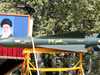 شاحنة عسكرية إيرانية تحمل صاروخ Asre 67