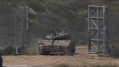 حشود عسكرية إسرائيلية حول قطاع غزة استعدادا لهجوم ضد رفح