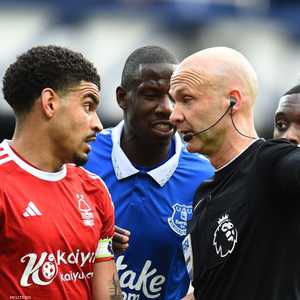 قرارات حكم اللقاء أثارت الجدل