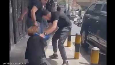 فيديو مؤلم في لبنان.. محامية تتعرض لضرب مبرح وتعليق الجاني