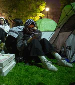الطلاب اتجهوا لإقامة معسكرات احتجاجية بحرم الجامعات الأميركي