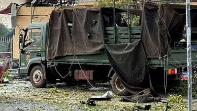 كمبوديا.. انفجار "غامض" بقاعدة عسكرية يودى بحياة 20 جنديا